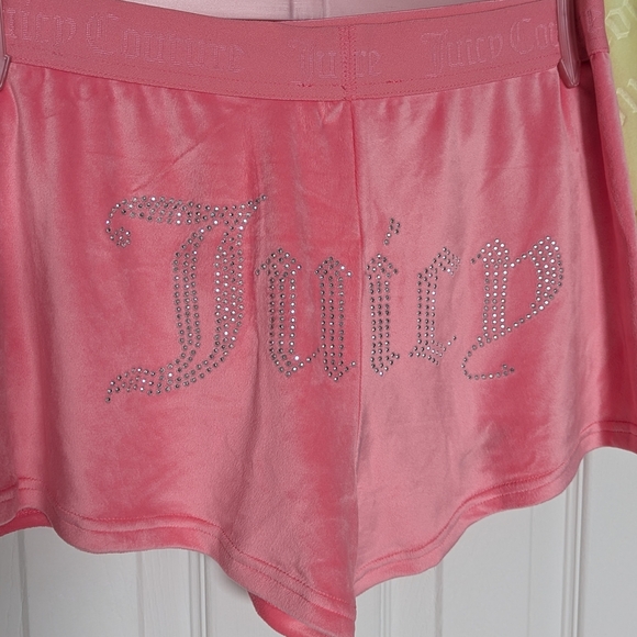 Juicy Couture Women's (Large) Velvet/Velour Sleep/Boxer Shorts/Pajama Bottoms - Picture 8 of 16